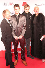 Mario Adorf mit Frau Monique, Viktoria und Heiner Lauterbach (Foto: Martin Schmitz)